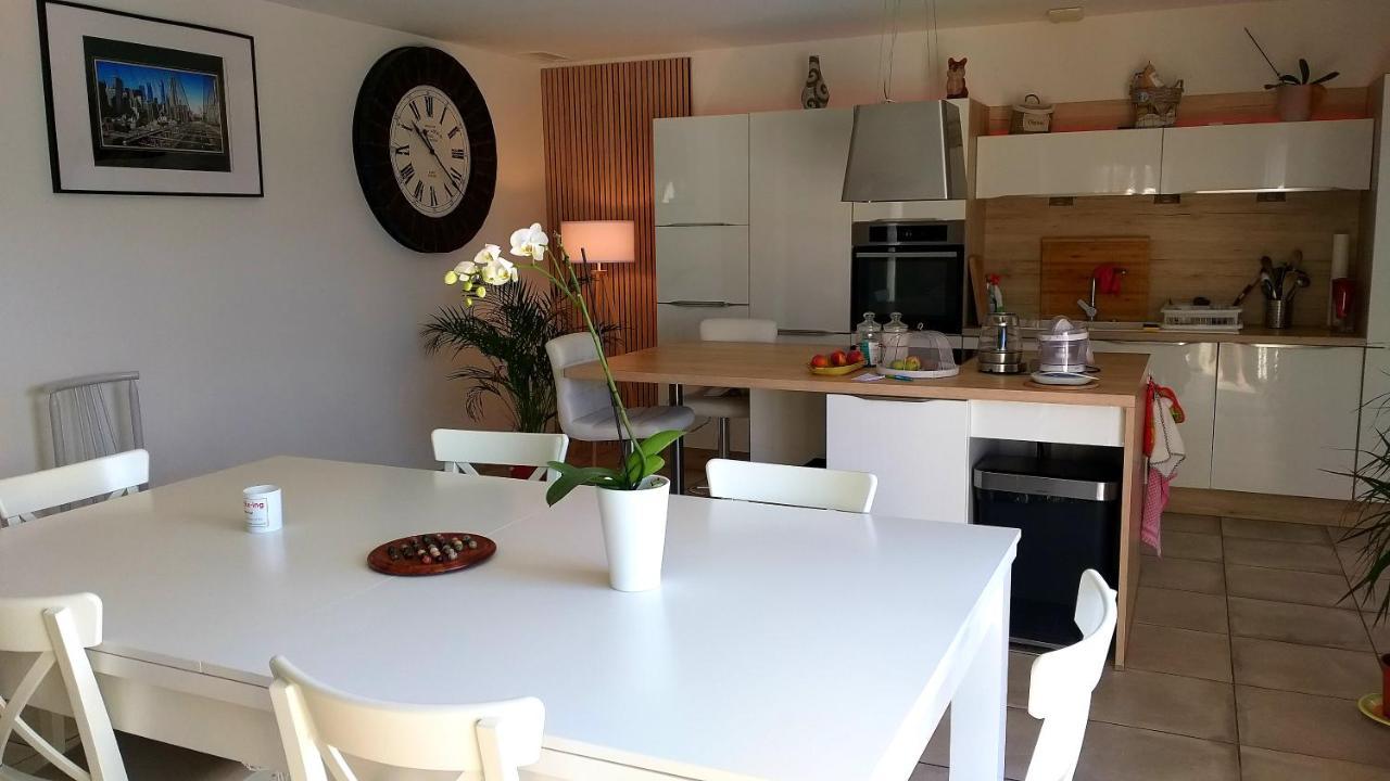 Chambre Dans Maison, Pres De La Mer, De L'Espagne, Des Montagnes Pezilla-la-Riviere Exterior foto